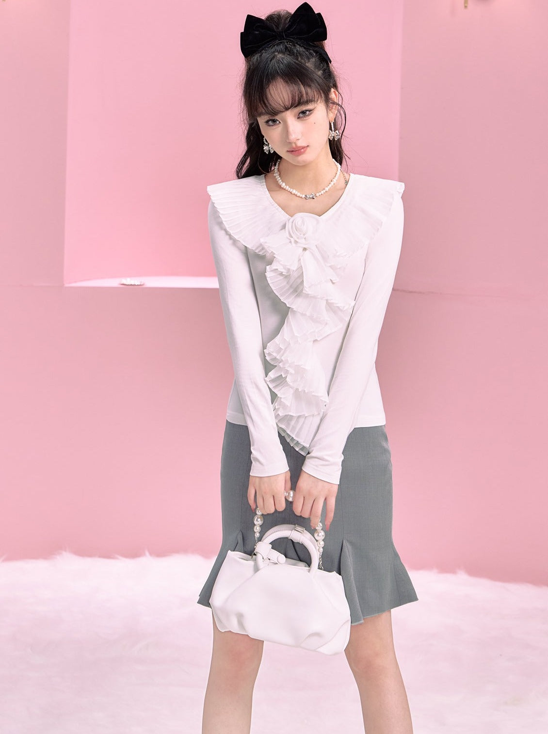 Organ collar flower slim blouse