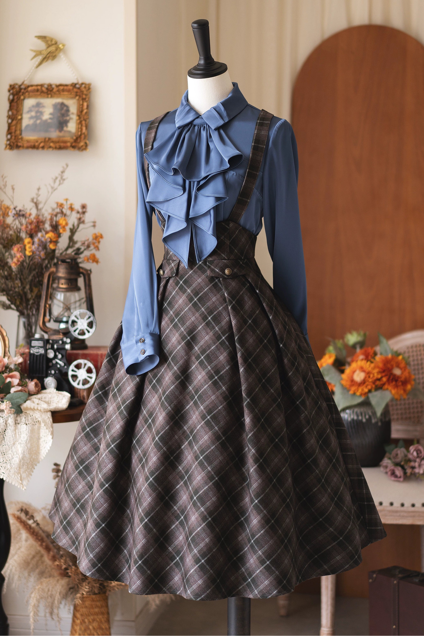 レトロエレガントサテンブラウス