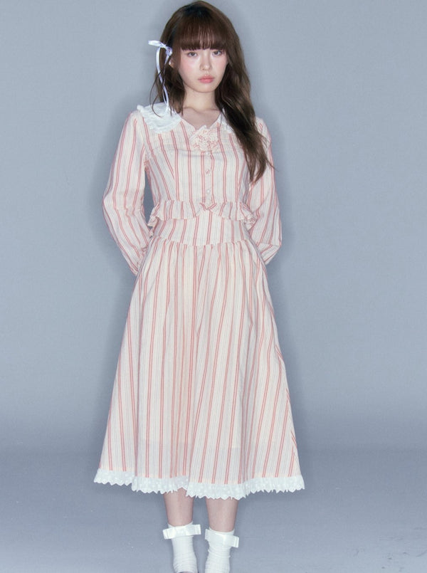 ガーリーストライプトップス＋ストライプスカート