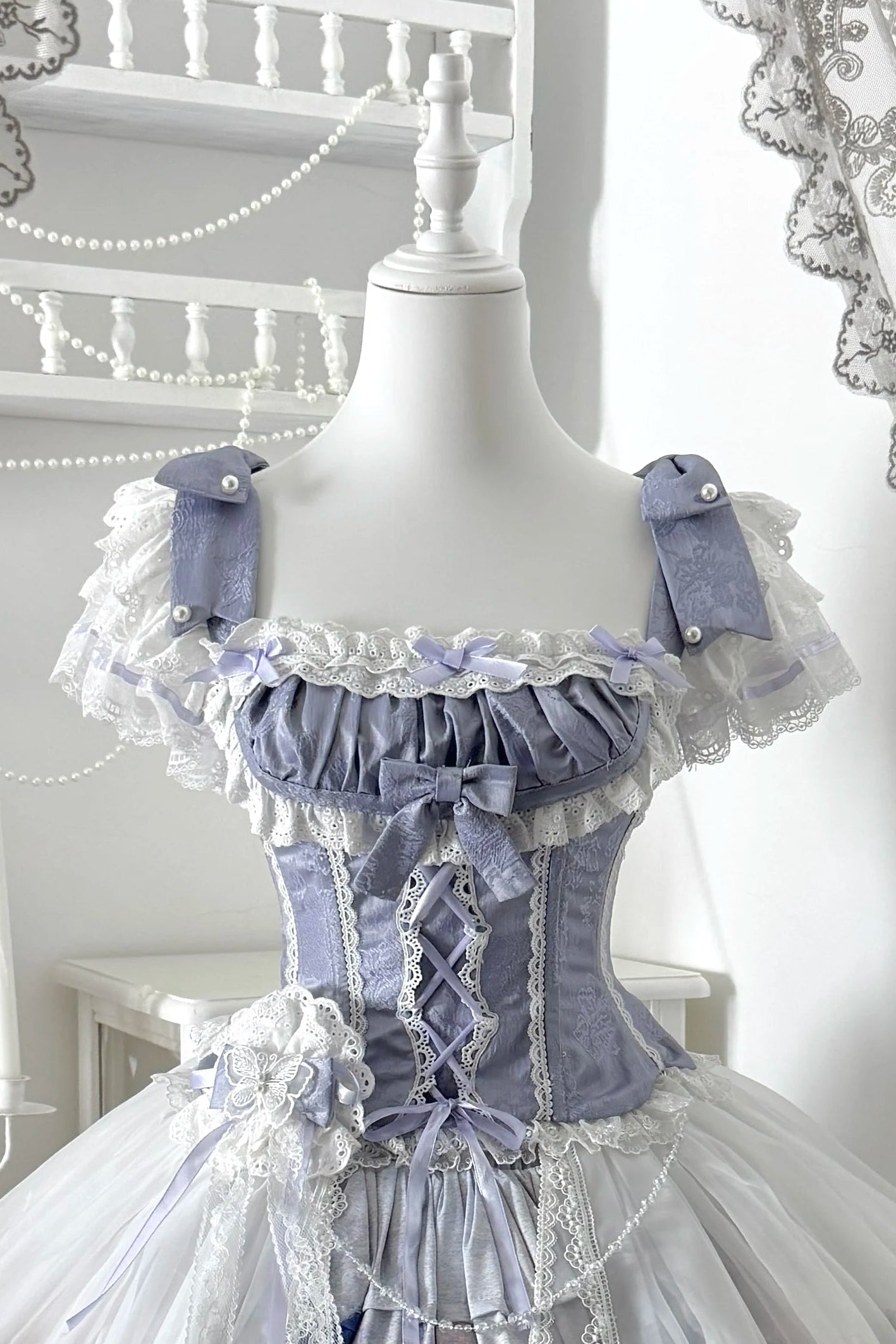 [Vorbestellschluss: 3. August] Snow on the Seine River elegantes Lolita-Schleifen-Rüschen-Korsett-Bustier+Rock mit Kunstdruck+Tüll-Überrock-Set