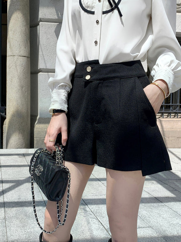 Irregular high waist design shorts
