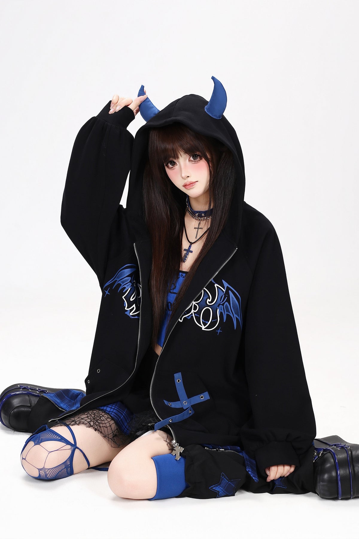 Devil Horn 哥德織帶連帽夾克