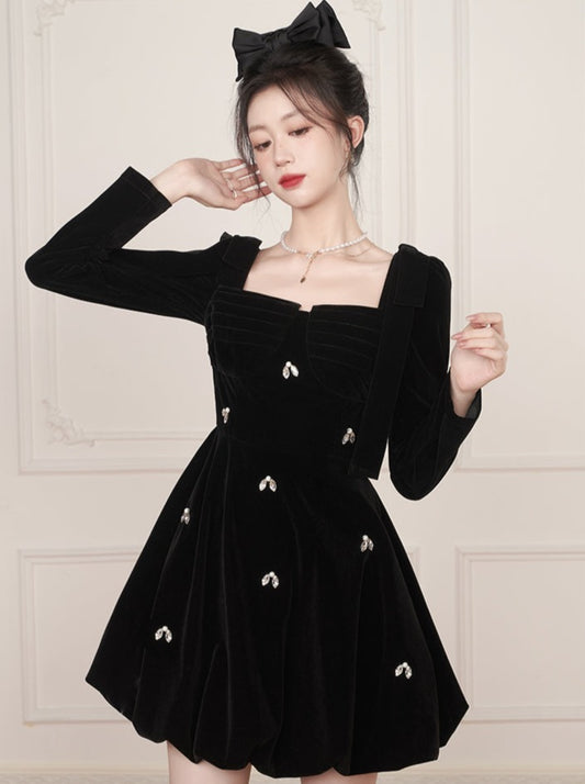 ダークスクエアネックフレアベルベットワンピース