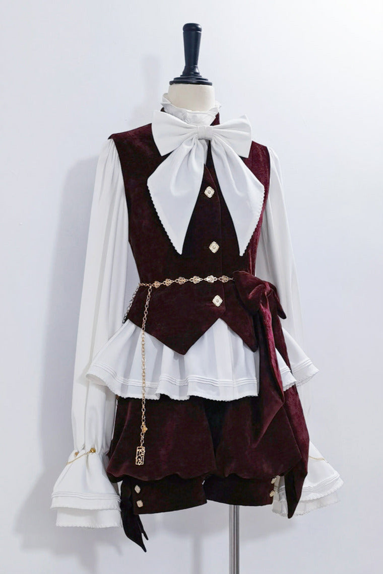 [May 27 reservation deadline] Hunting Rabbit Retro Red Bunny Ear Jacket + Vest + Shorts