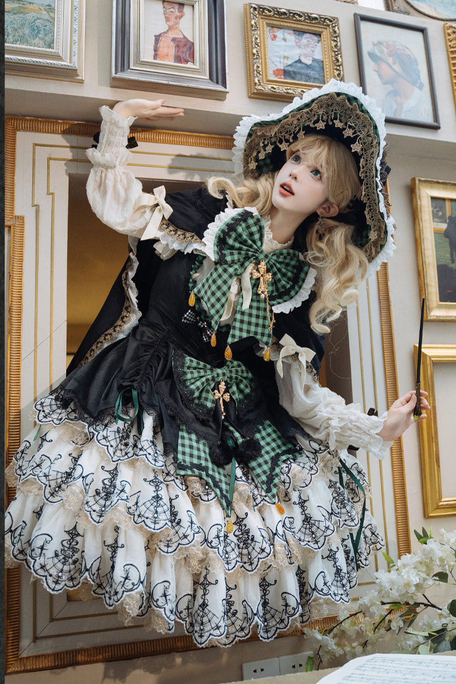 Feb 26th reservation deadline] Star Witch Special Edition Cape Dress Complete [Wind, Sat.