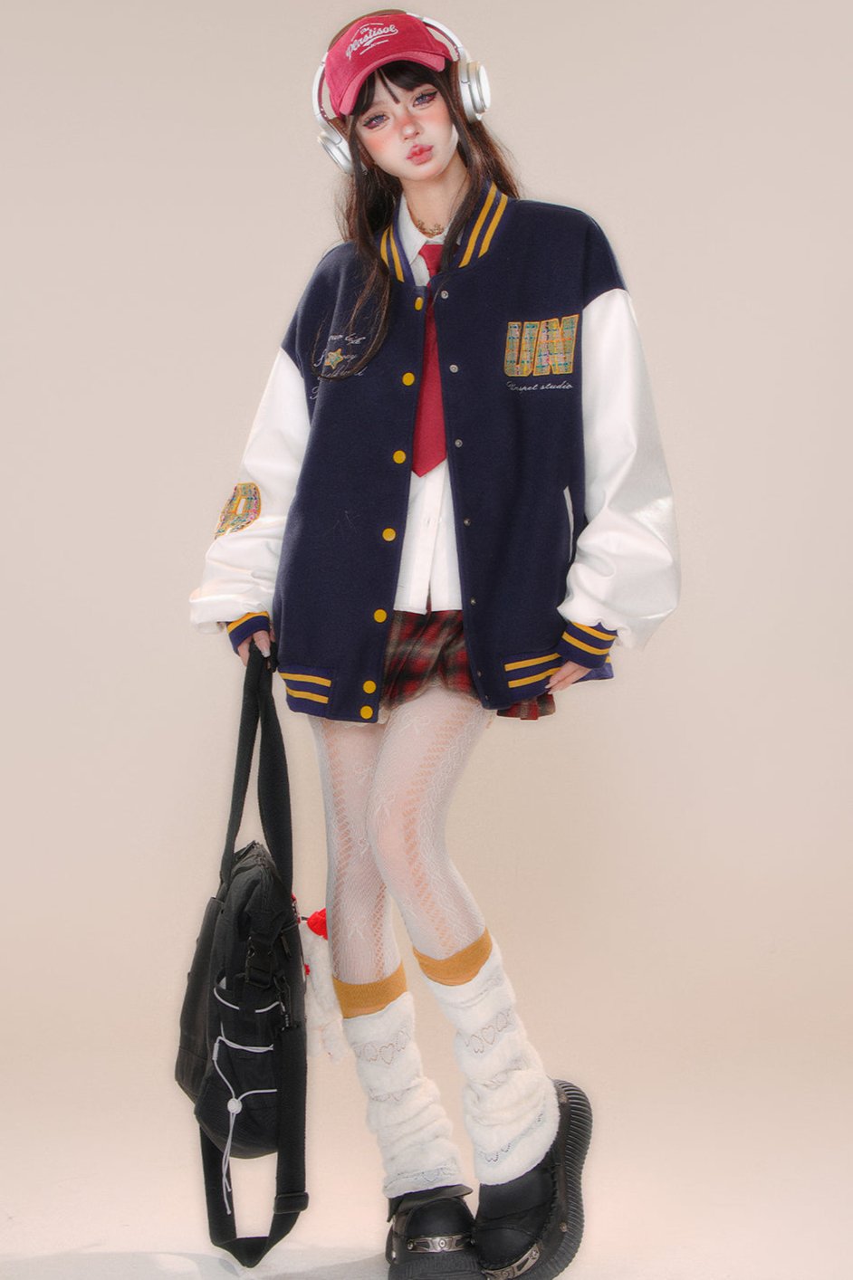 Over -size baseball club jacket