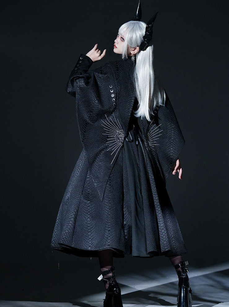 [Reservation Deadline: March 28] Dragon Scale Gothic Lolita Jumperskirt + Long Coat🐉