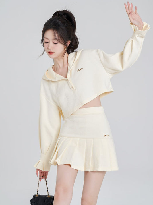 푸드 캐주얼 쇼트 톱 + 플리츠 스커트