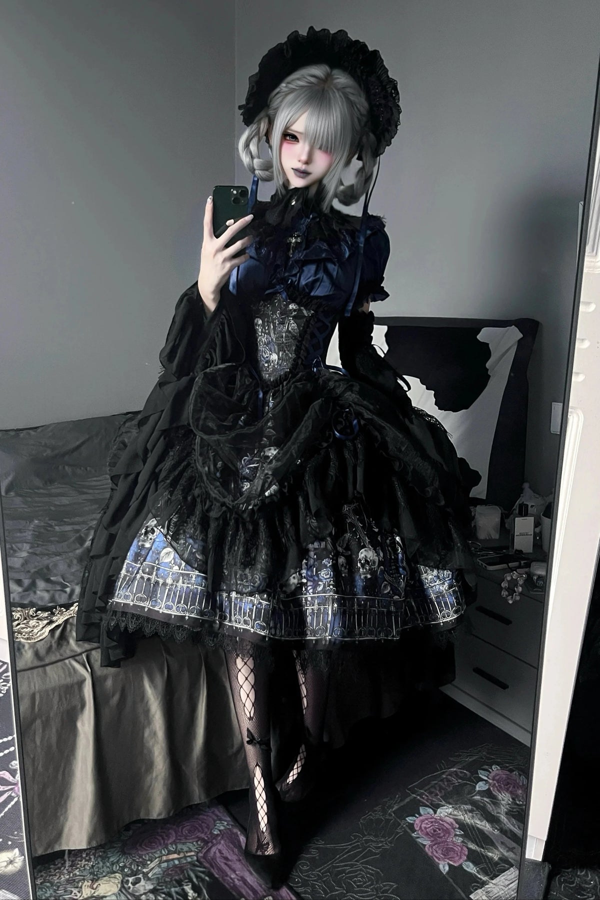 【11月25日予約締切】Gothic Lolita Frill Lace Puff Sleeve Satin Shirt + Skeleton Lace Layered Corset Skirt + Detachable Bell Sleeves + Bonnet Set