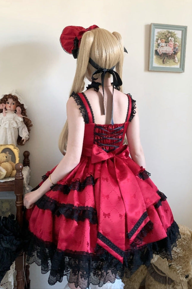 [Scadenza prenotazione 13 febbraio] Set abito con mantello rosso e nero