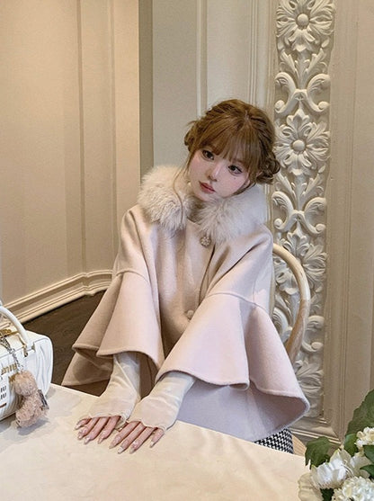 Elegant French Far Color Wool Cape Court