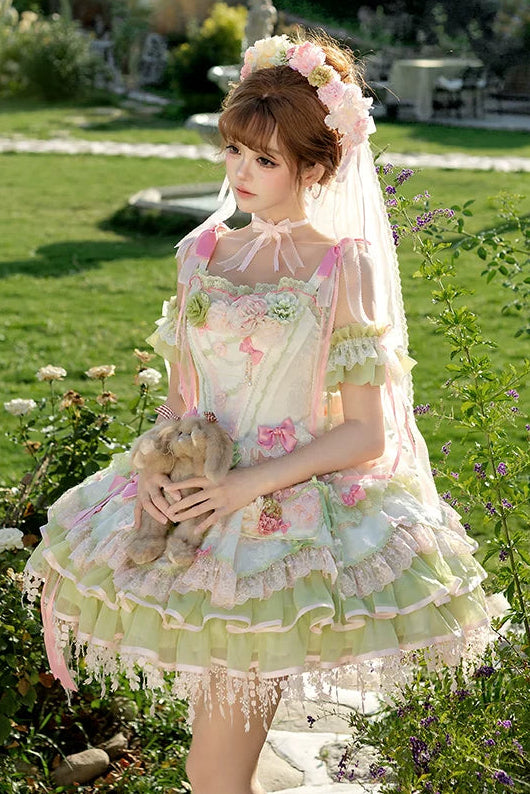 [Clôture des réservations le 10/8] Robe lolita corset à volants en dentelle florale rose x vert doux + ensemble complet (coiffe couronne florale avec voile + manches amovibles)