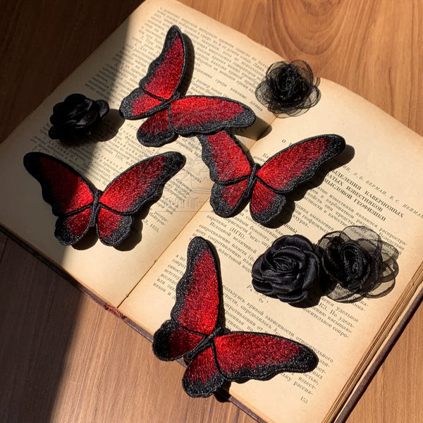 [Pre-order Deadline: October 5] Red/Blue Elegant Gothic Series Accessories (Choker/Butterfly Brooch Set/Headband Kc/Shawl/Waist Chain/Back Ribbon Train/Floral Lace Gloves)