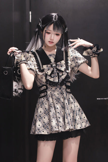 [Reservation deadline August 1] Dot lace sailor dress setup + accessories
