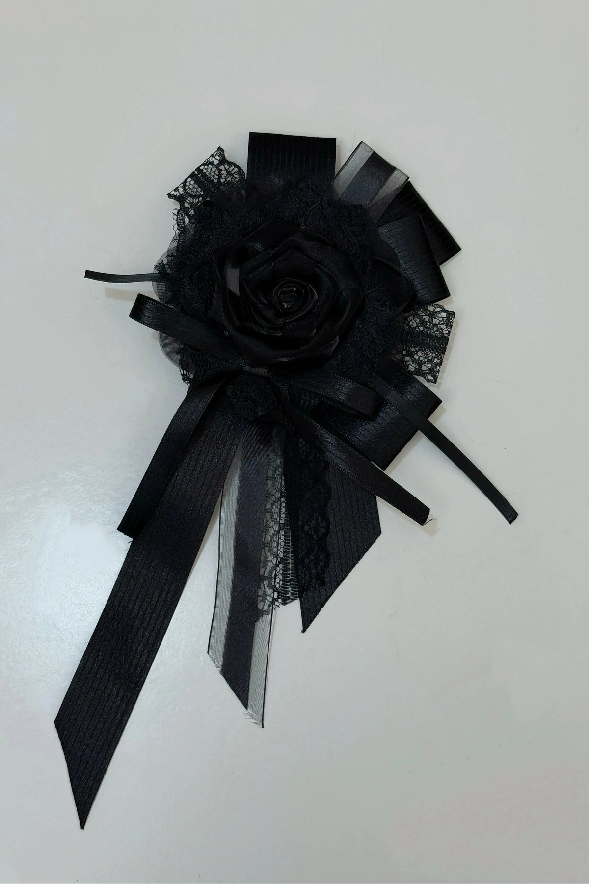 【10月13日予約締切】Gothic Lolita Black White Cathedral Series Accessories(Flat Hat, Crown Mini Hat, Sash, Back Ribbon Train, Waist Apron, Castle Flower Brooch, Brooch, Jabot)