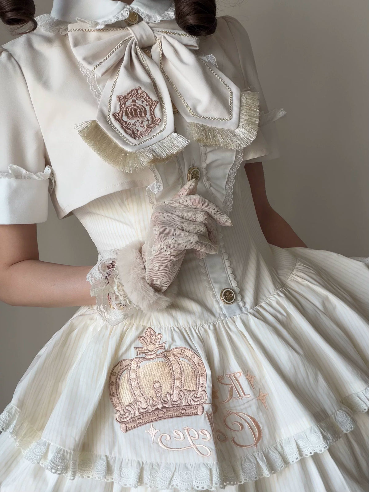 [Pre-order Deadline: March 31] Magical Academy Elegant Crown Embroidery Dress Type A/B