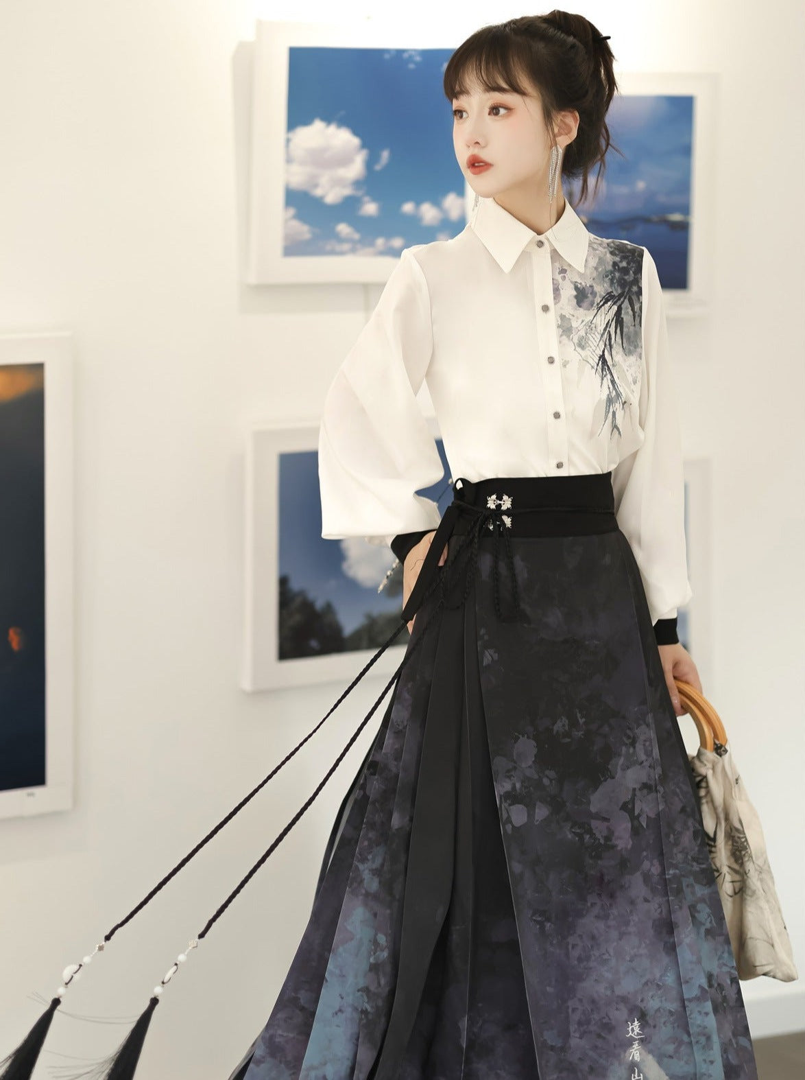 Chic china shirt + mode long skirt