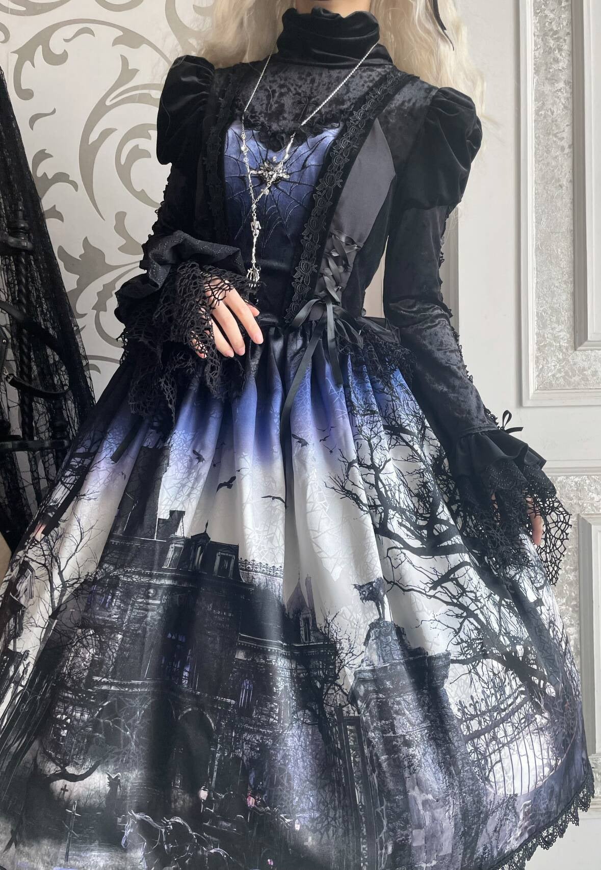 [Deadline for reservations: February 23] Horror House Spider Web Dark Gothic Suspended Dress