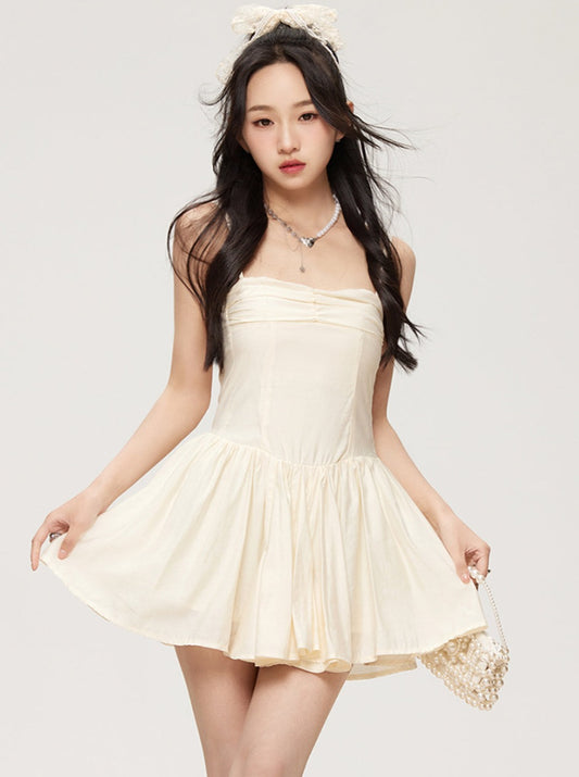 フレンチスリムサスペンダーワンピース