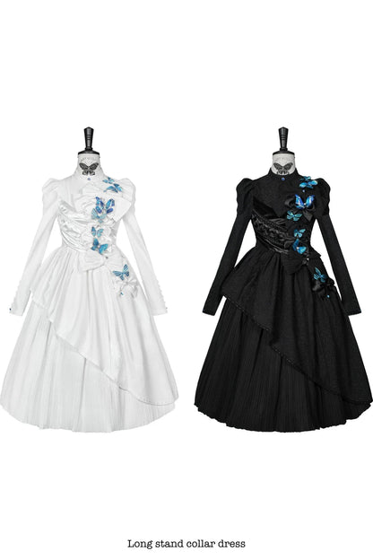 [Reservierungsschluss 14. Oktober] Schwarz/weißes Gothic-Lolita-Langkleid mit Schmetterlingsschleife, Stehkragen und asymmetrischen Lagen