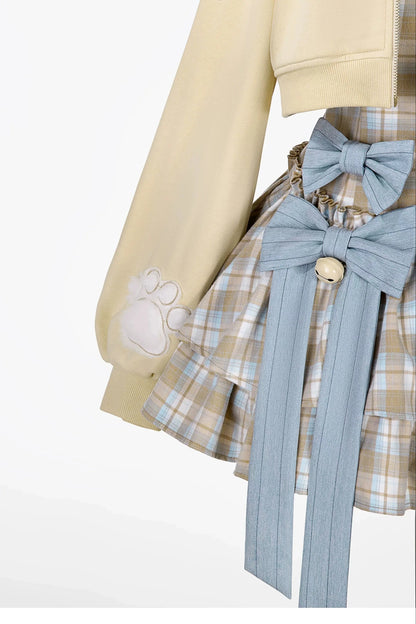 【10月27日予約締切】Yellow &amp; Blue Cat Motif&nbsp; Long-Sleeve Cropped Zip-Up Hoodie + Check Ribbon Sleeveless Dress Set with Fur Cat Tail Decoration