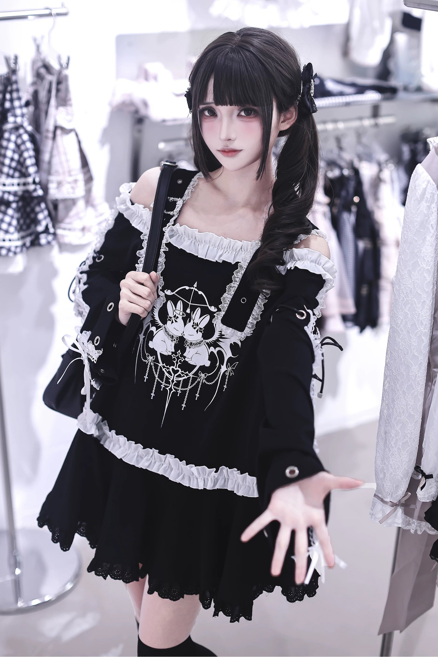 【9月15日予約締切】Dark Punk Gothic Rabbit Print Off Shoulder Long Sleeve Frill Lace Dress