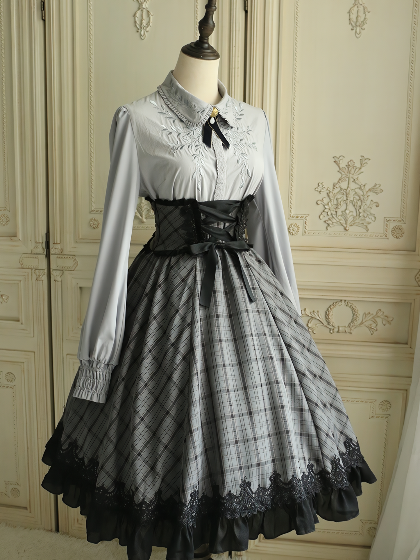 [Deadline for reservations: June 30] Plaid Lace-Up Corset Skirt