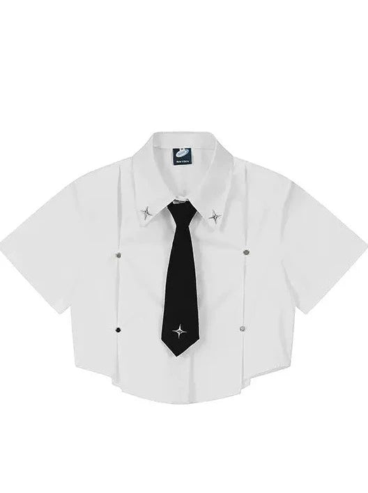 American college style short tie shirt