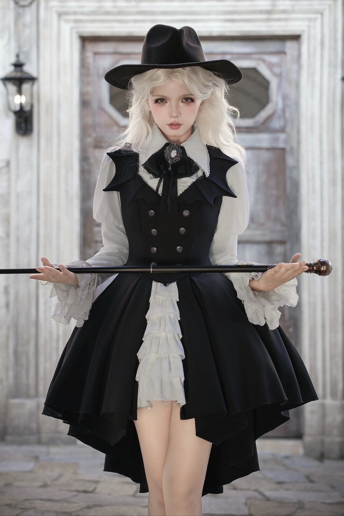 [Pre-order Deadline: October 29] Gothic Vampire Butler White Lace Flare Sleeve Shirt + Bat Collar Ruffle High-Low Lolita JSK Dress Set + Jewel Bow Tie