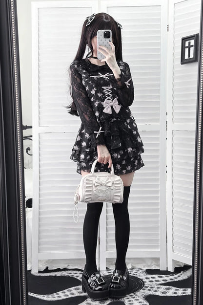 【10月28日予約締切】Pink/White/Black/White 4-Piece Set: Floral Tiered Lace Long-Sleeve Dress + Shorts + Pair of Ribbon Hair Clips + Bow Tie