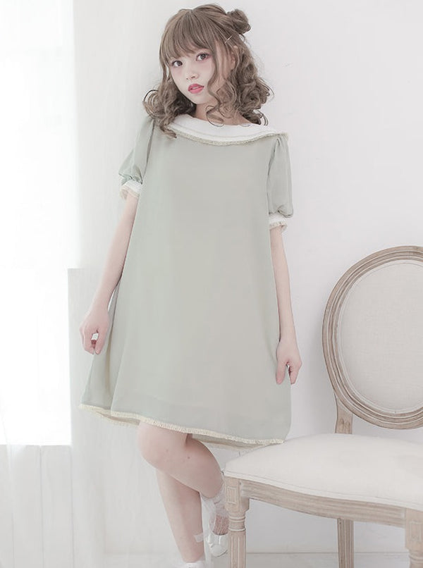 Plate Collar Puff Sleeve Dress