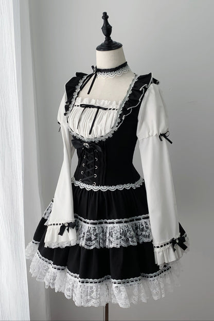 [Deadline for reservations: December 15] Black White Dark Juliet Sleeve Dress + Accessories