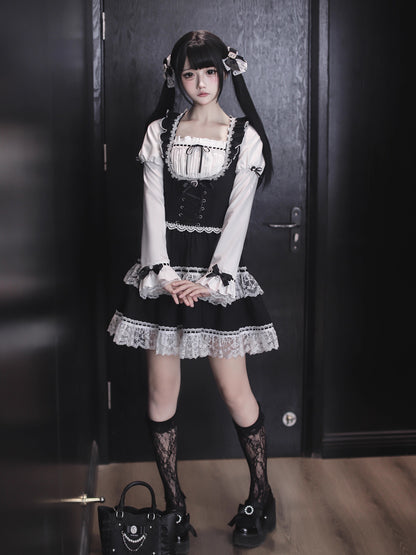 [Deadline for reservations: December 15] Black White Dark Juliet Sleeve Dress + Accessories