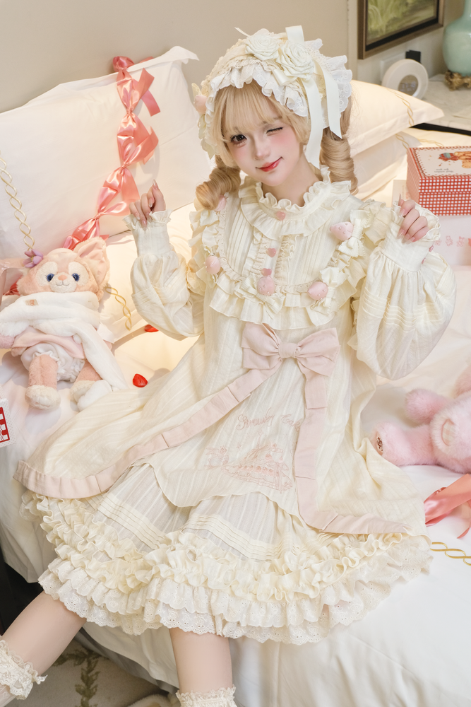 [Reservation Deadline: January 29th] Strawberry Sweet Lolita Romantic Frill Dress + Hair Accessory