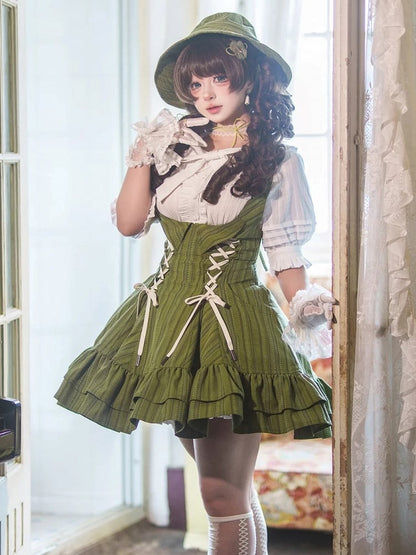 【12月29日予約締切】ゴシックロリータダークカラーストライプバッククロスフリルサスドレス