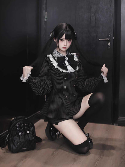 【12月15日予約締切】ダークゴシックレースダブルブレストストライプスーツセット＋ヘアアクセサリー