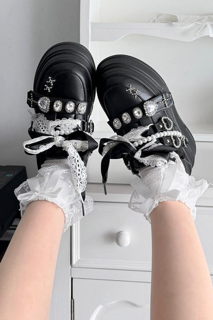 【10月6日予約締切】White/Pink/Black Rhinestone Buckle Lace Cross Charm Ribbon Chunky Sneakers