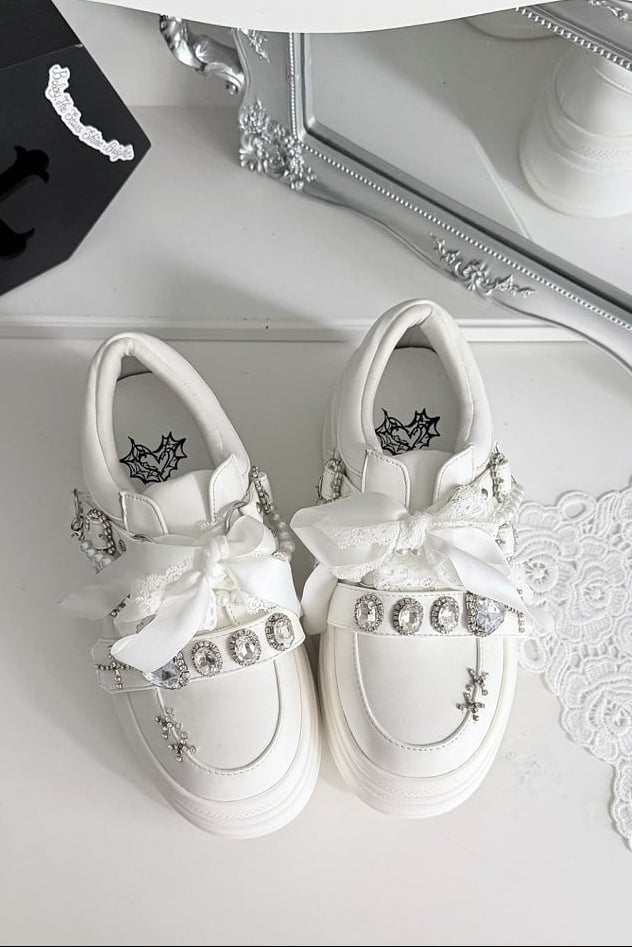 【10月6日予約締切】White/Pink/Black Rhinestone Buckle Lace Cross Charm Ribbon Chunky Sneakers