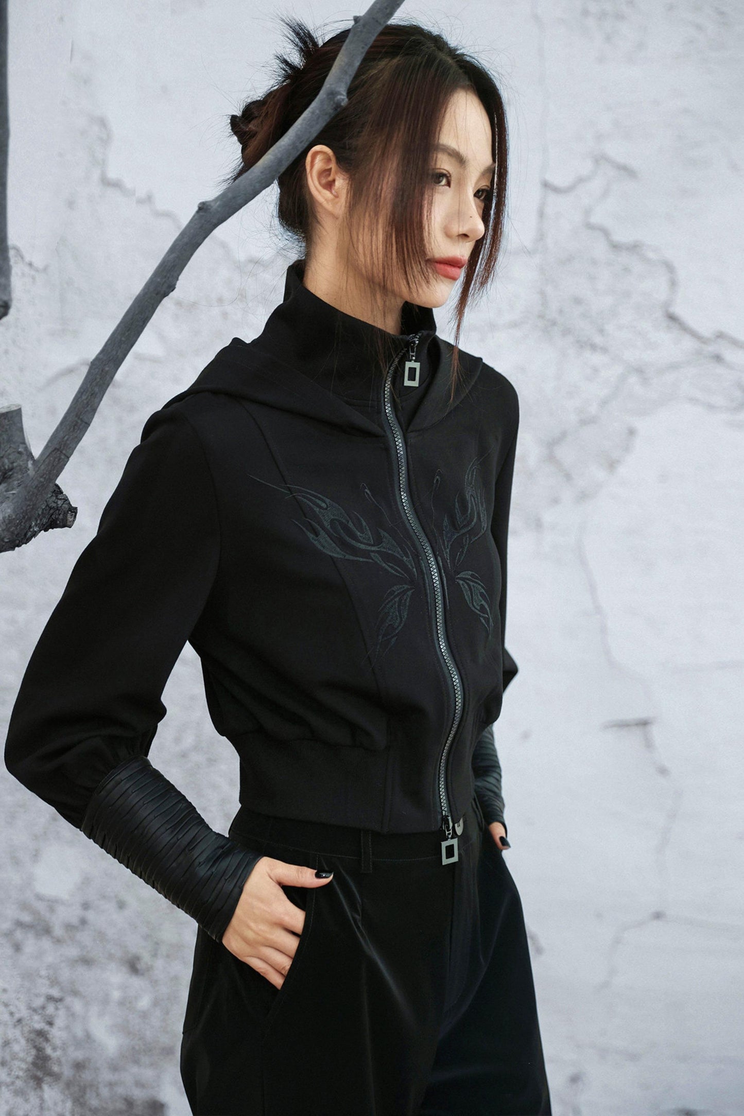 ダークビッグフードショートジャケット