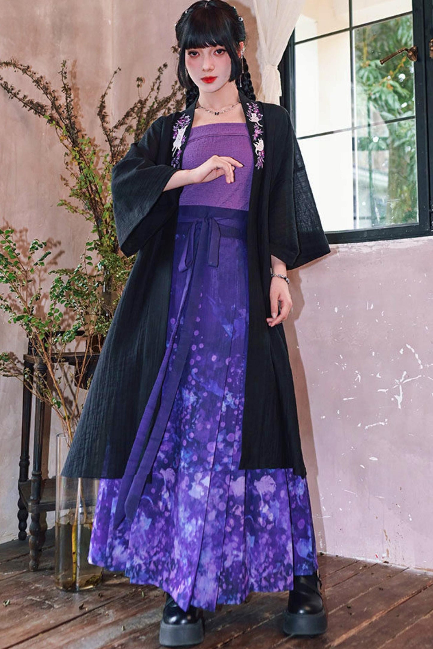 Fantasy Floral Shadow Chinese-Style Set