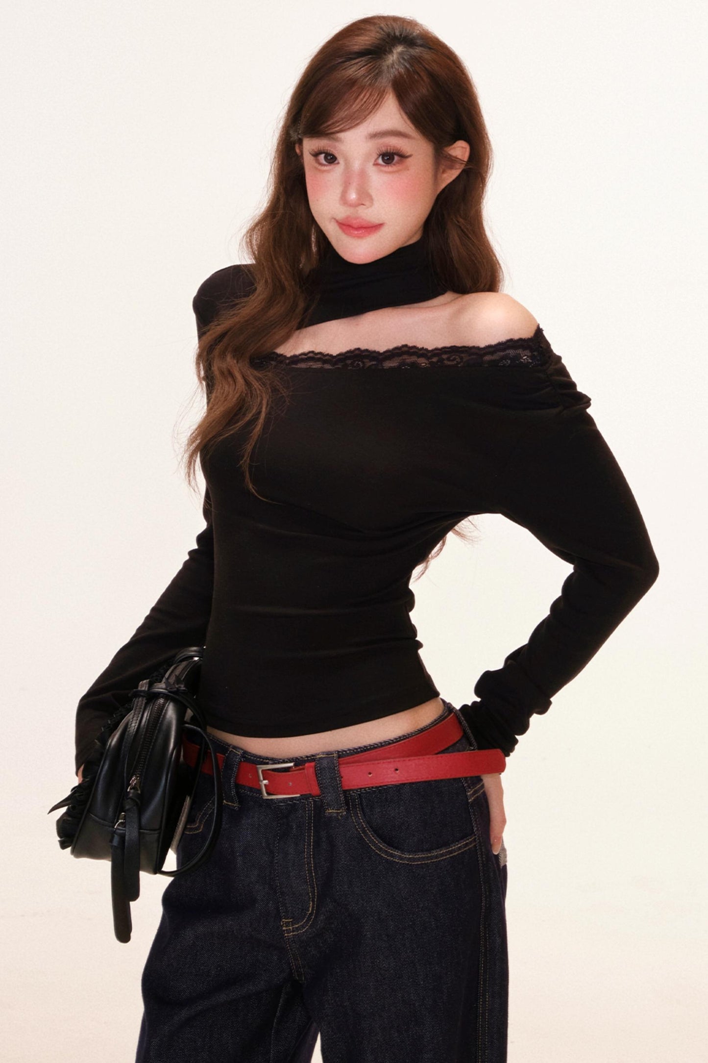 カットデザインワンショルダースリムトップス