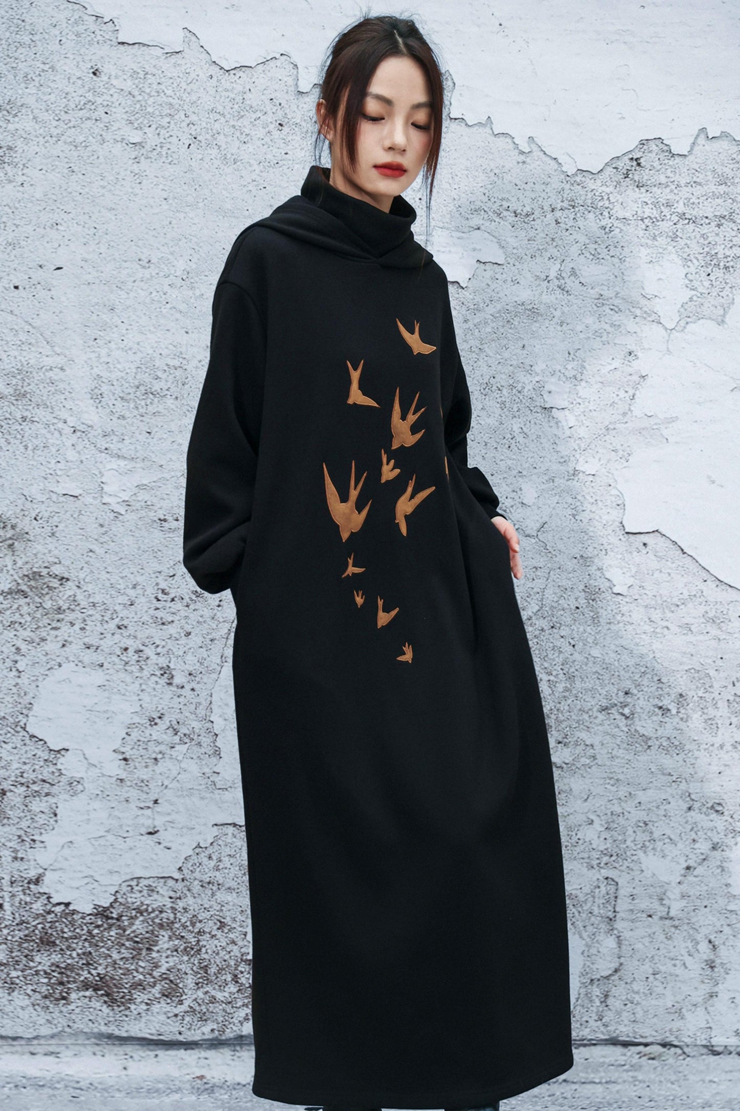 チャイニーズフリースラインフーデッドドレス