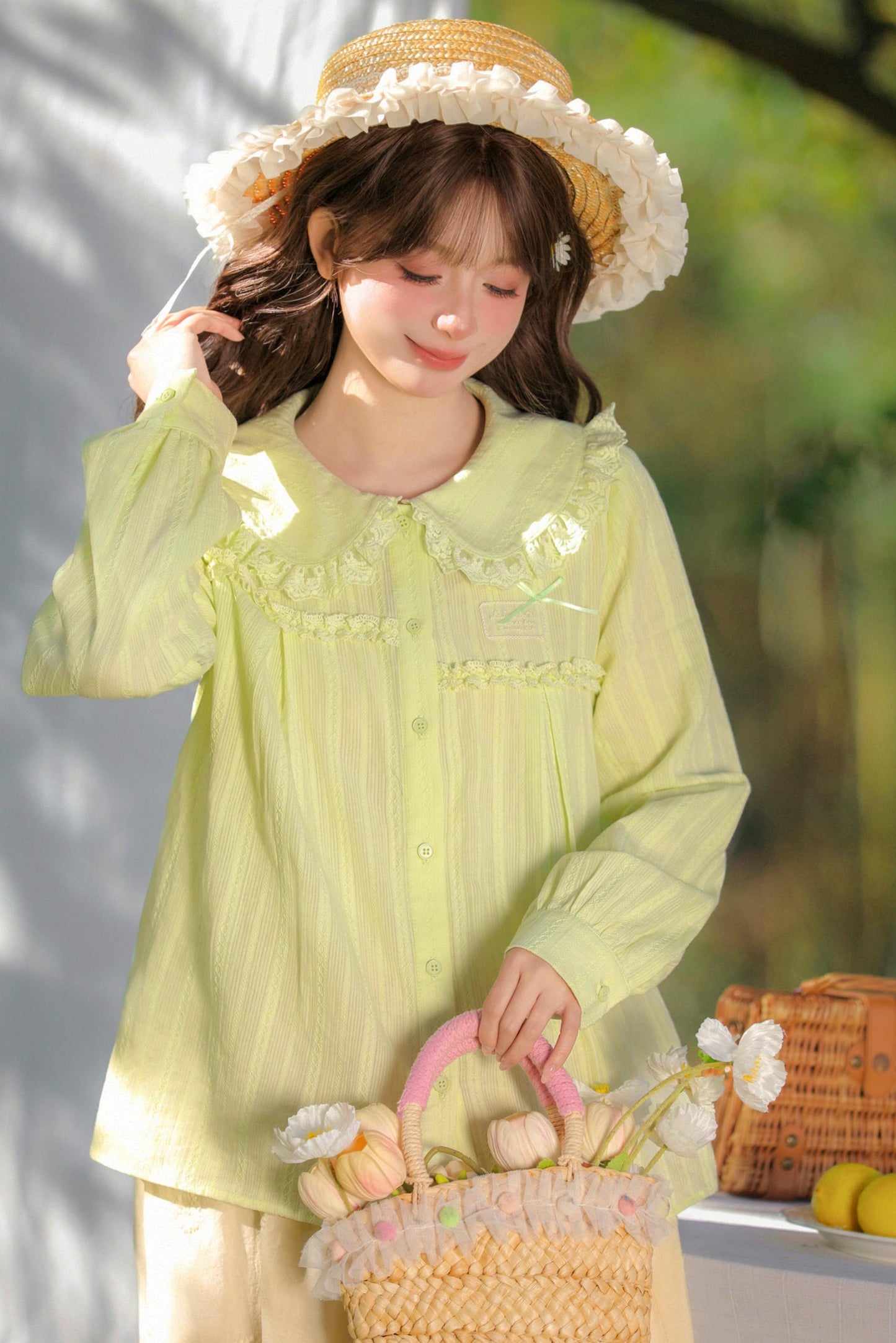 포레스트 돌 칼라 블라우스