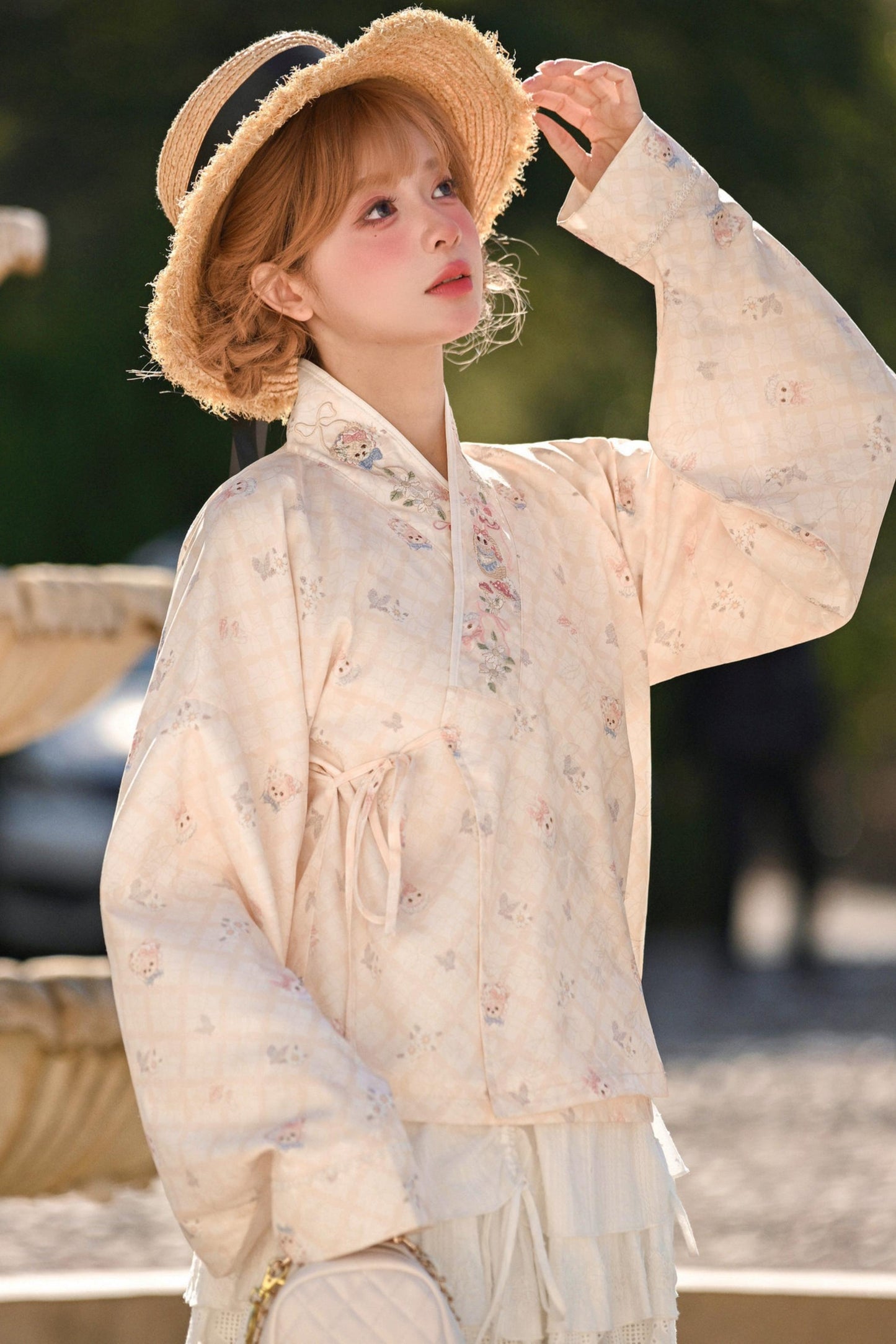 Chemisier avec broderie de conte de fées