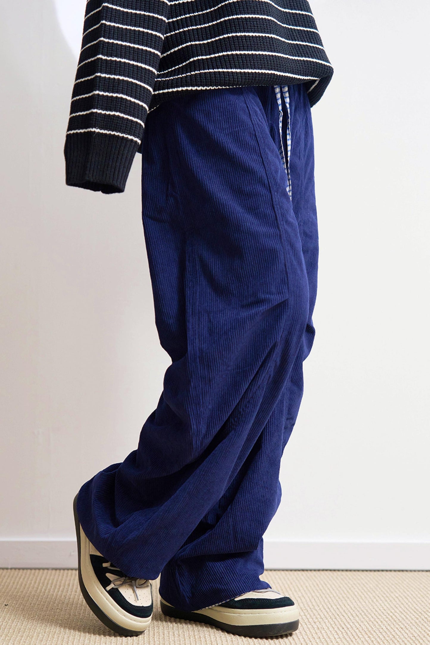 ストレートレッグソリッドコーデュロイスラックス