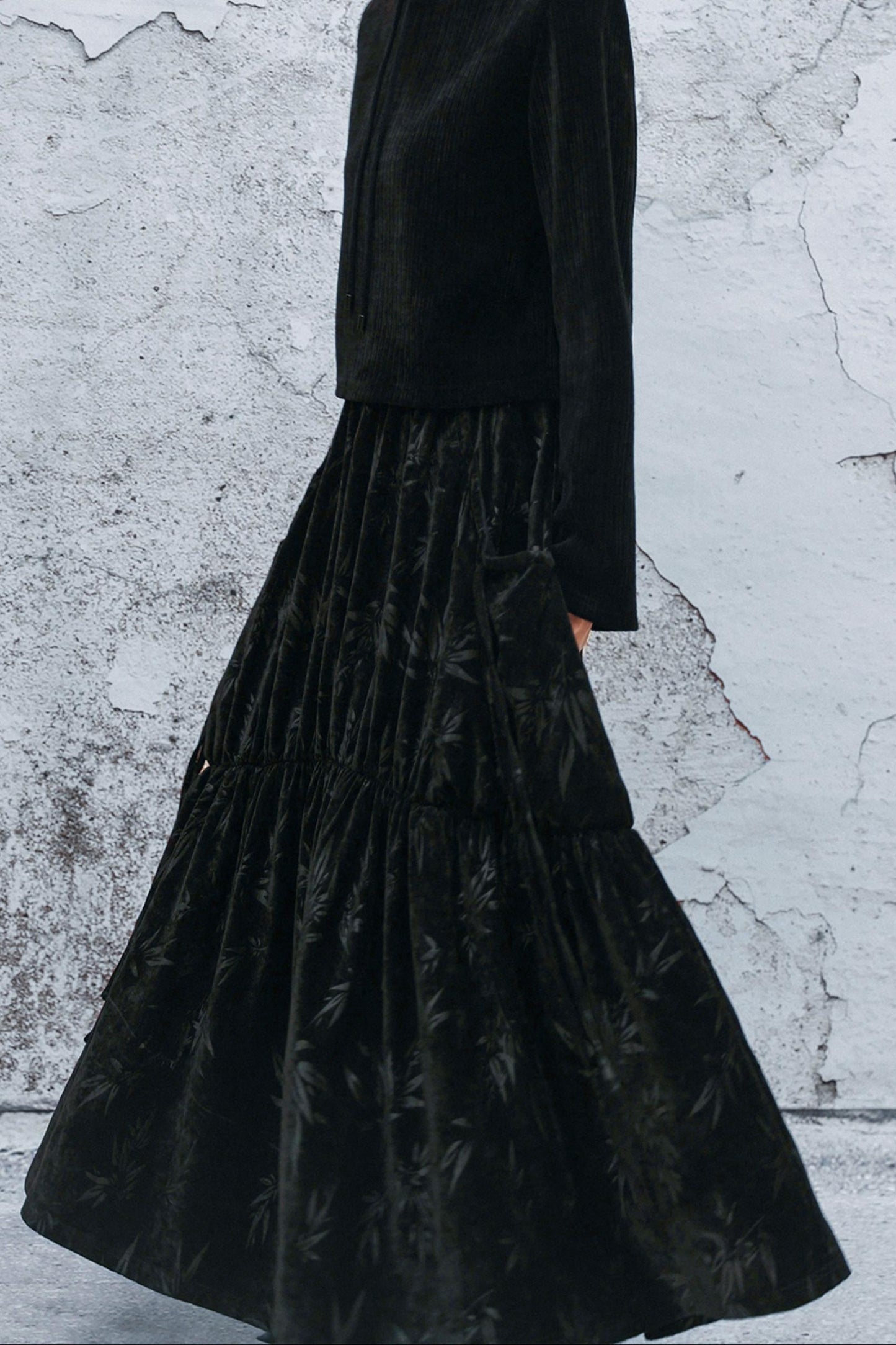 ダークバンブーリーフスカート