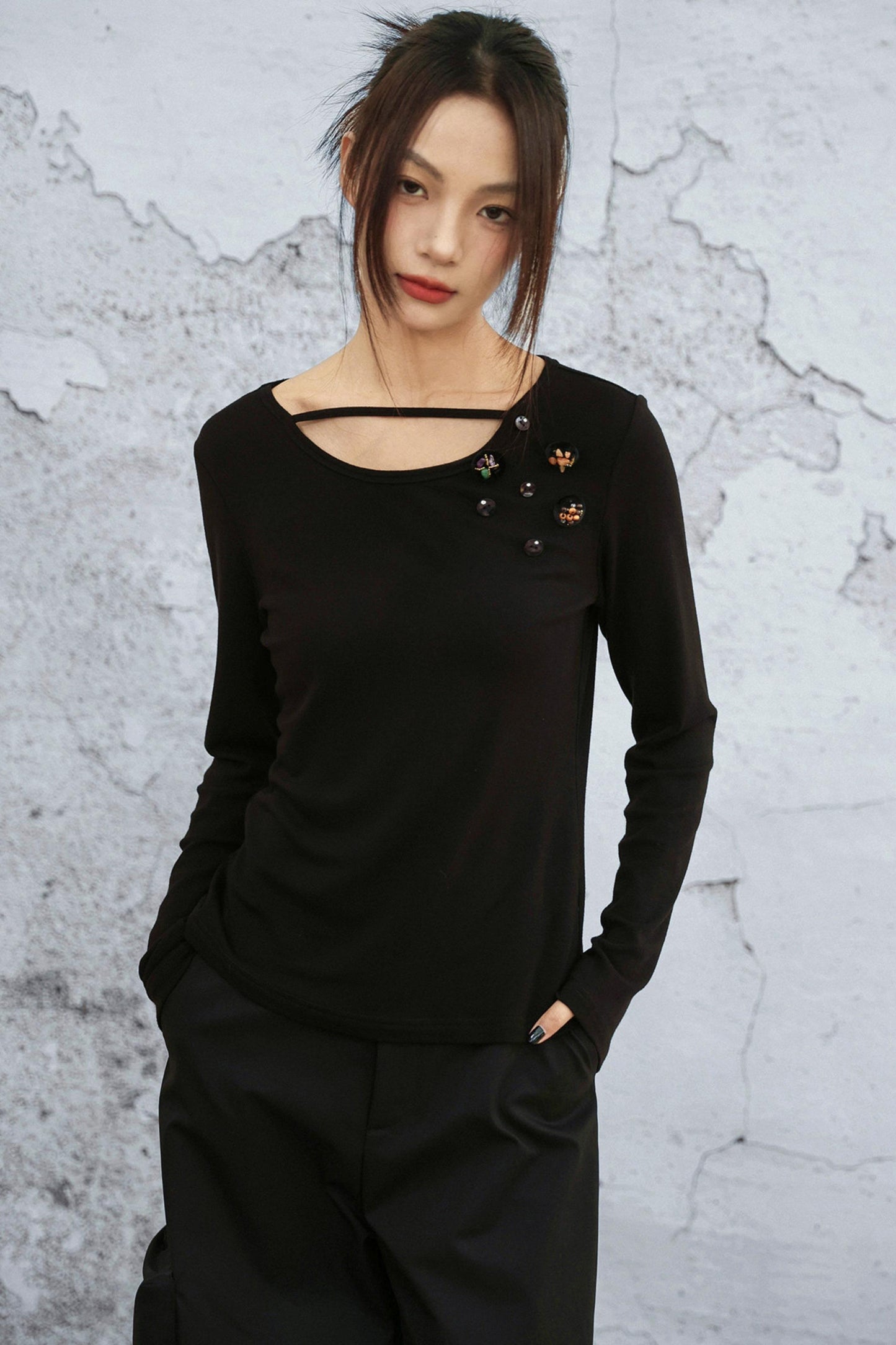 クリスタルボタンベルベットニットトップス