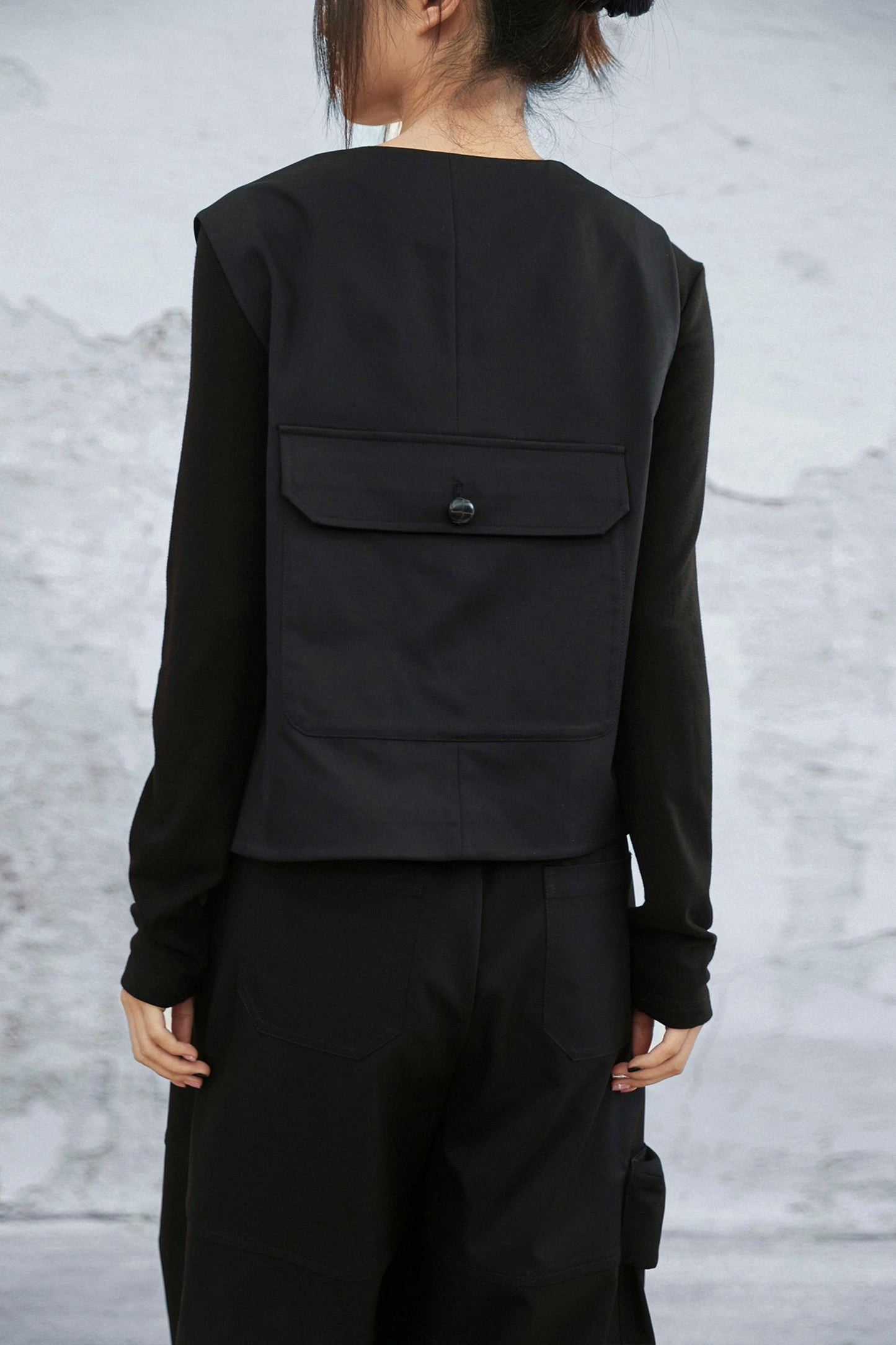 モードマルチポケットVネックベスト