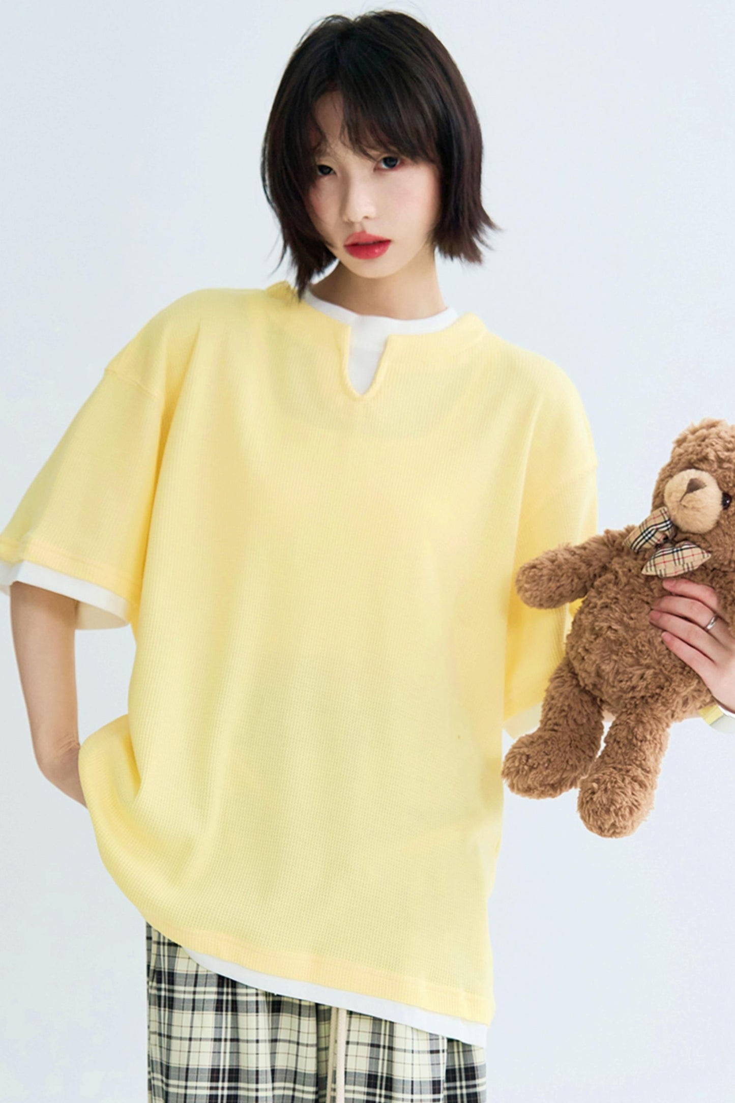 Loose contrast crew neck layered top