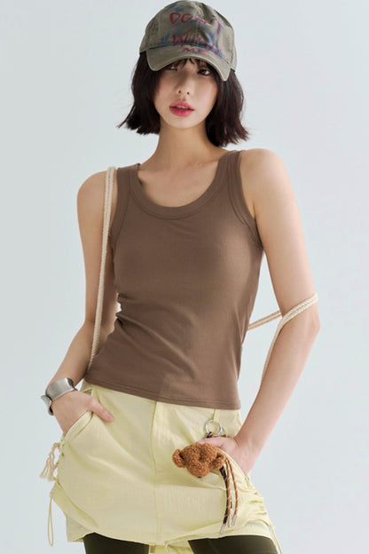 Camiseta de tirantes con sujetador de estilo Mode